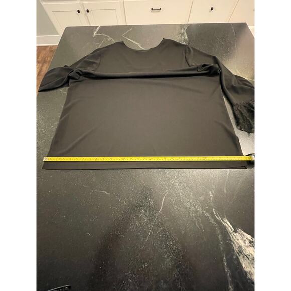 Roaman's Black v neck blouse with lace detail 28W - Picture 8 of 10